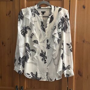 Ann Taylor White Ruffled Long Sleeve Blouse 21" x 26"
